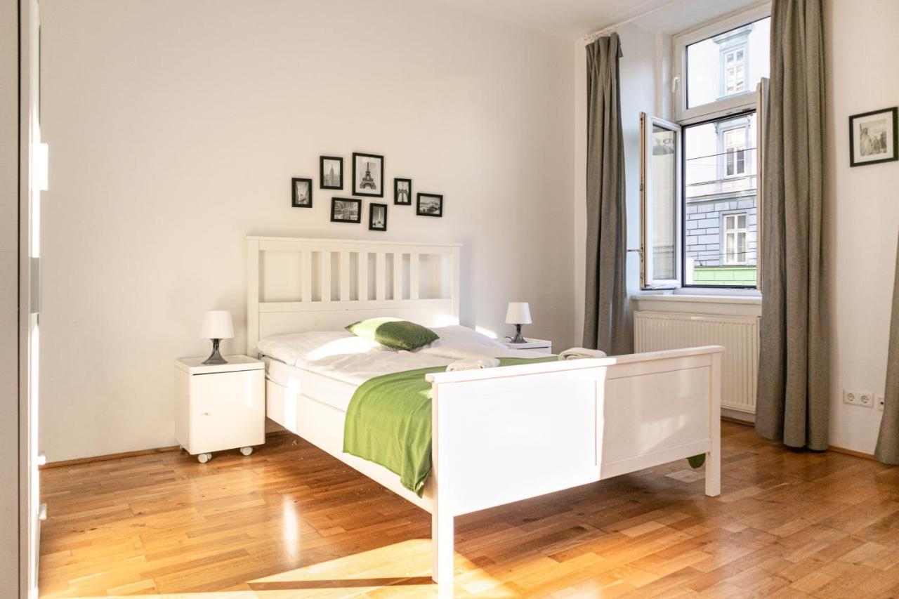 Comfortable 3Br Shared Apart. - Suitable For Long Stays Wien Exteriör bild